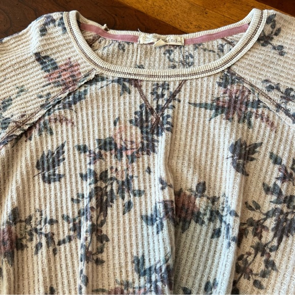 Rewind Juniors Knot Front Thermal Tops - Picture 4 of 7